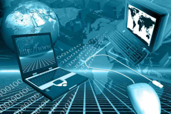 Фотография к новости: Нурсултан Назарбаев вручил сертификат на два миллиона тенге студенту из Алматы