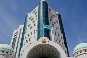 Фотография к новости: Казахстанские сенаторы усомнились в эффективности новой АСП