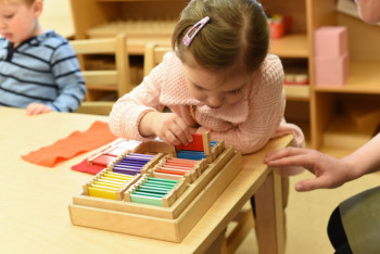 Оборудование для комнаты Монтессори подарили школе-интернату в Кокшетау