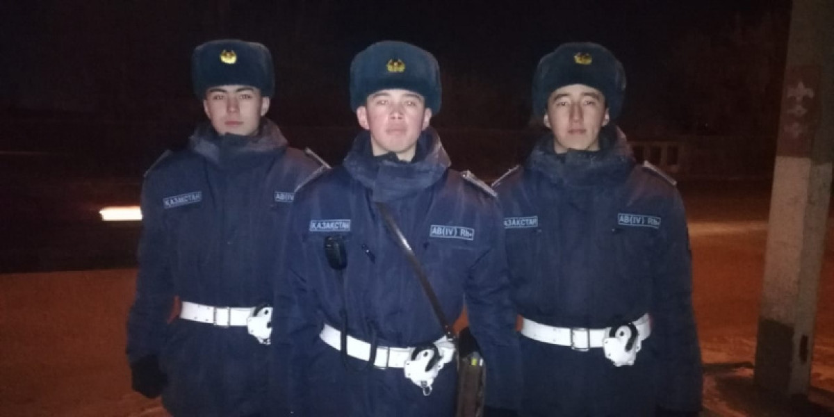 Подростка с пистолетом задержали бойцы Нацгвардии в Уральске