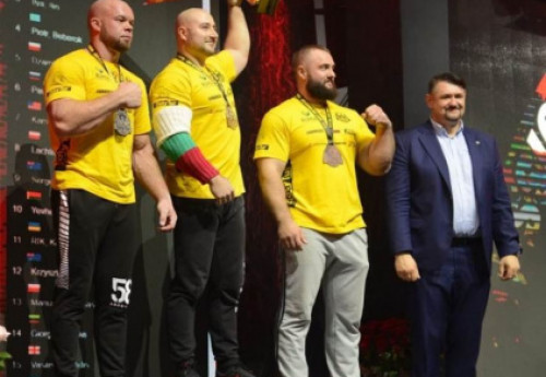 Фотография к новости: Илья Ильин завоевал бронзу кубка мира по армрестлингу в Польше