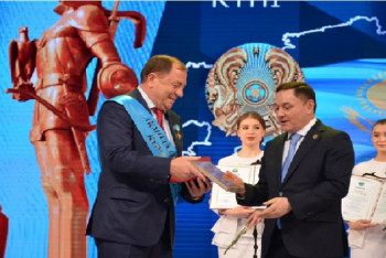 Фотография к новости: Легендарный казахстанский аграрий стал почетным гражданином Акмолинской области