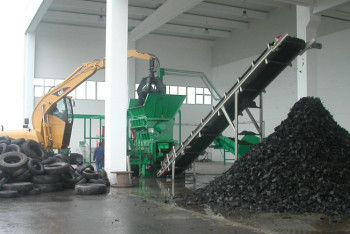 Программа "Енбек": автошины в резиновую крошку перерабатывает предприятие в Степногорске