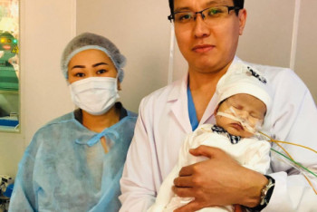 Фотография к новости: Младенцу на четвертый день жизни сделали сложную операцию на сердце в Туркестане