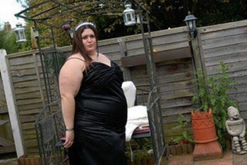 Фотография к новости: Мать не узнала похудевшую почти на 100 килограммов дочь