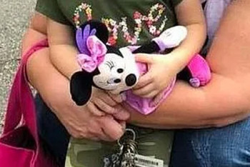 Фотография к новости: Американка втайне следила за своим бывшим мужем через детскую игрушку