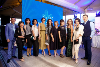 Фотография к новости: Первая и единственная радиостанция классической музыки в Казахстане и Средней Азии  вещает 8 лет