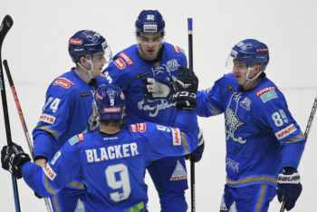 Фотография к новости: "Барыс" дома уступил московскому "Динамо" в овертайме