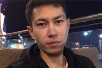 Фотография к новости: "Страна должна знать своих героев". Парень заслонил беременную девушку при крушении самолета в Алматы