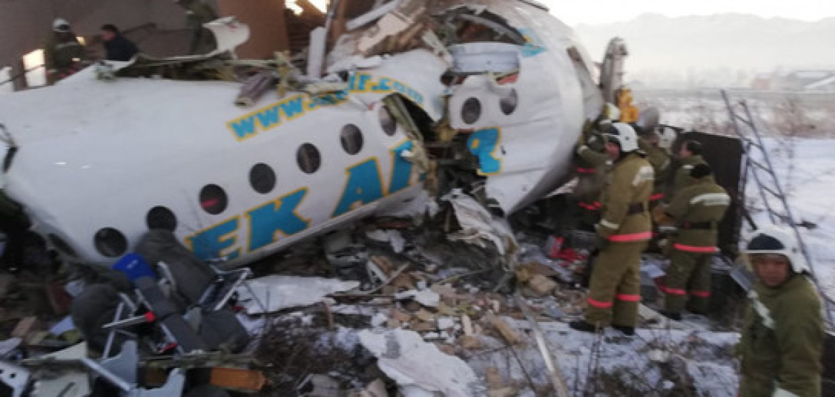 Акимы Нур-Султана и Алматы посетили семьи погибших в авиакатастрофе