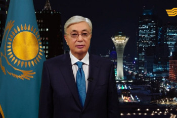 Фотография к новости: Президент Казахстана Касым-Жомарт Токаев поздравил соотечественников с Новым годом