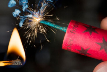 Из-за фейерверка загорелась квартира в Петропавловске