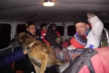 Фотография к новости: Двух малолетних детей спасли в горах Алматы