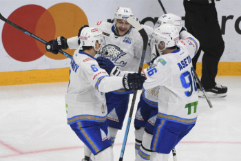 Фотография к новости: "Барыс" в гостях вырвал победу у "Авангарда"