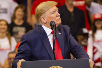 Фотография к новости: Трамп выступил с заявлением после иранского удара по базам в Ираке