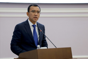 Фотография к новости: "Важно установить коммуникации между властью и обществом" – Ашимбаев