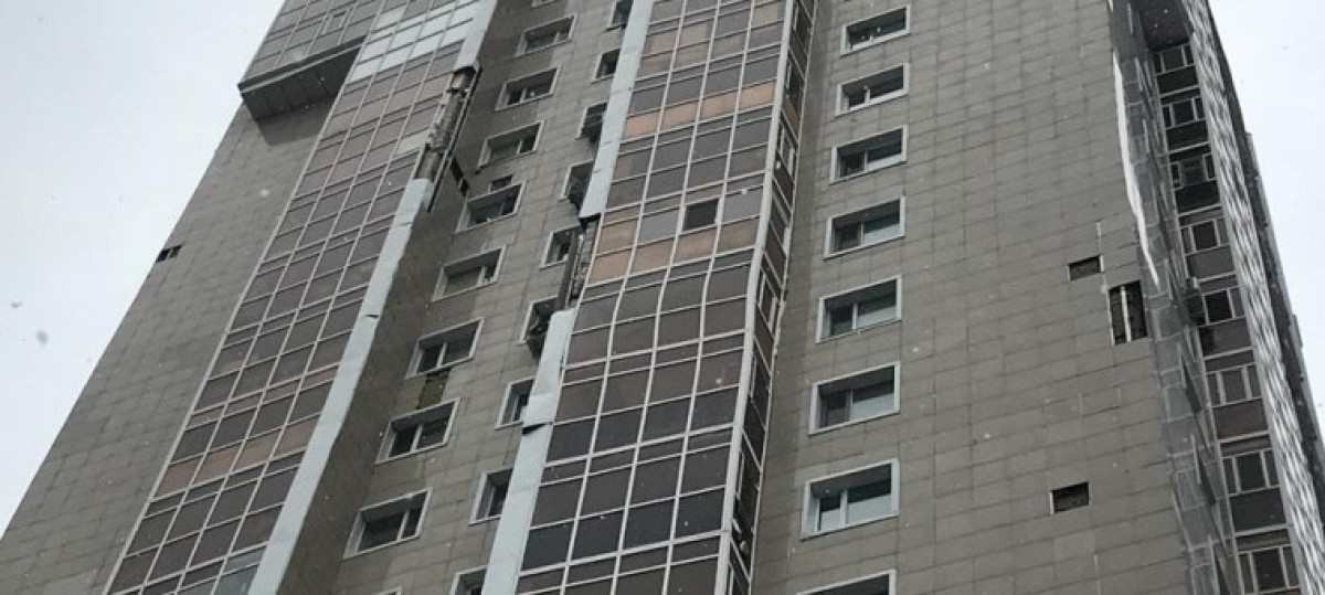 Почему столичный ЖК с искривившимся балконом не начинают ремонтировать, объяснили в акимате