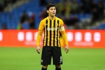 Фотография к новости: Бауыржан Исламхан отправится в расположение ФК "Зенит"