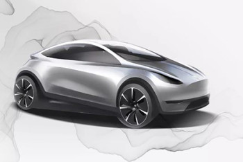 Фотография к новости: Tesla показала новую модель