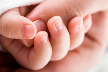 Фотография к новости: Врачи "скорой" вытащили младенца из состояния клинической смерти в Шымкенте