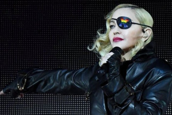 Фотография к новости: Мадонна отменила концерт за 45 минут до его начала в Лиссабоне