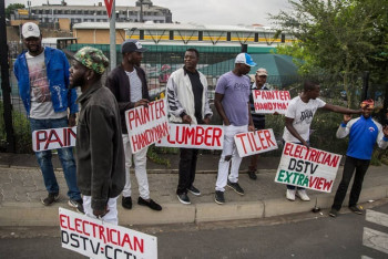Фотография к новости: Почти полмиллиарда человек во всем мире не работают
