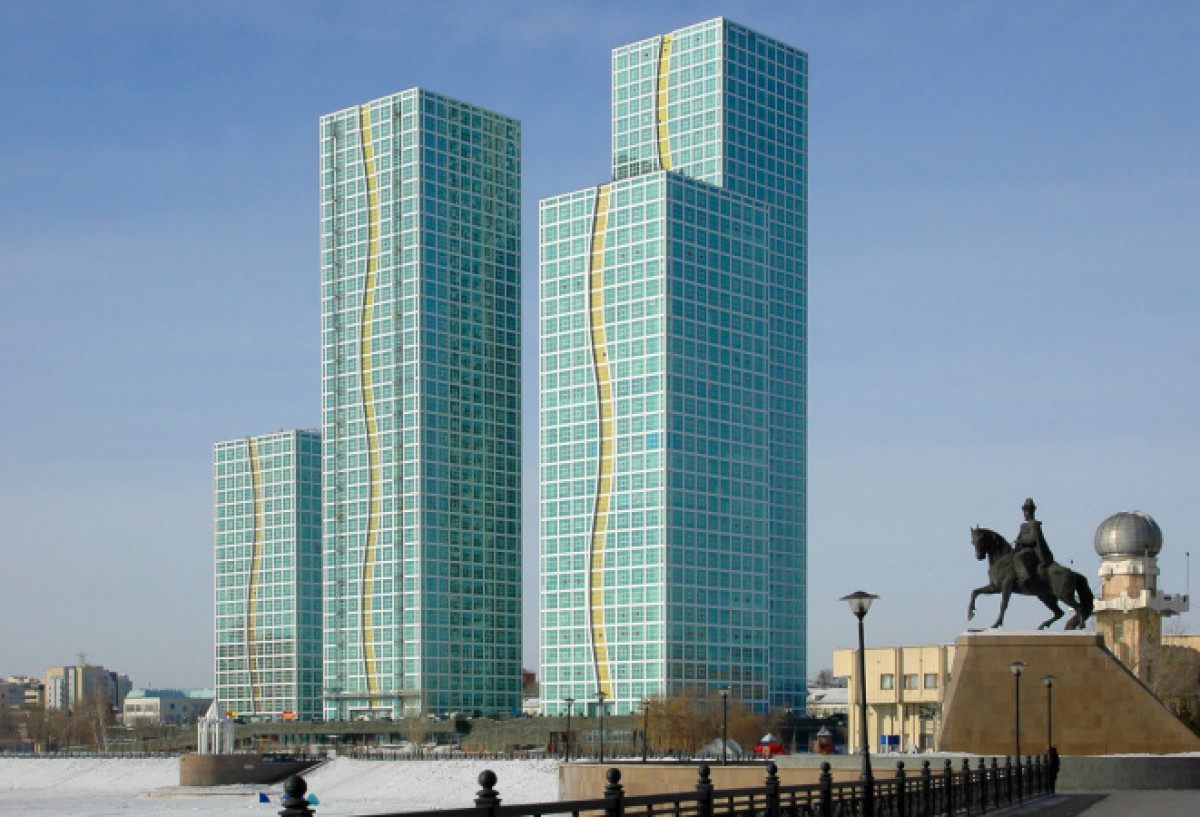 Оставленную после крещенских купаний одежду убрали на набережной Нур-Султана