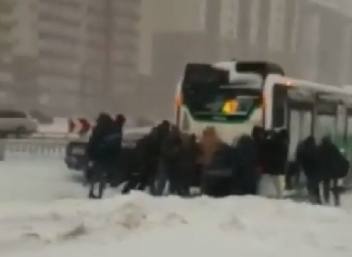 Скрин видео / Instagram/ v_astane_official