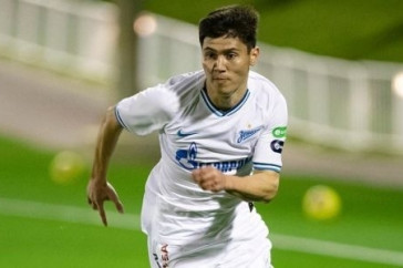 Фотография к новости: Бауыржан Исламхан оформил хет-трик за "Зенит"