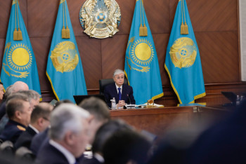 Началось расширенное заседание правительства под председательством Президента