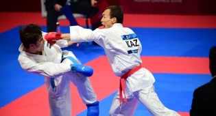 Казахстанец Асадилов завоевал серебро премьер-лиги Karate-1