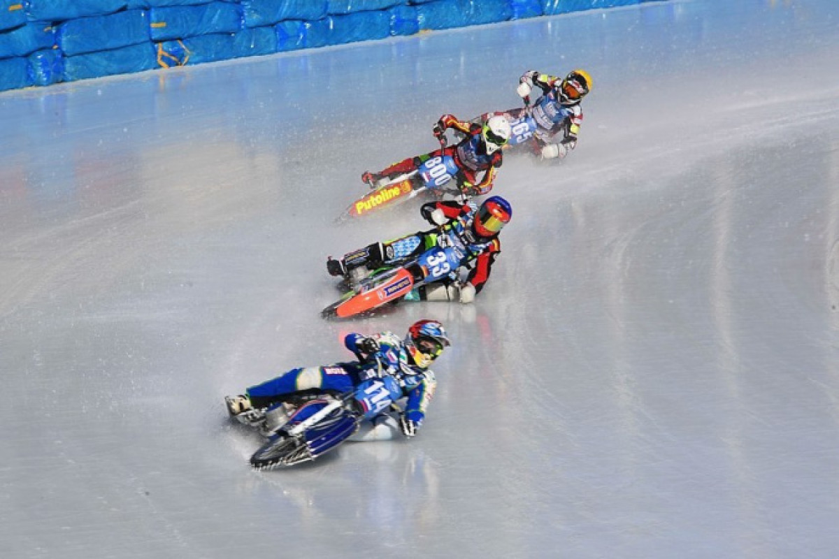 Финал личного чемпионата мира по спидвею стартовал в Алматы