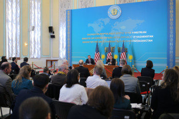 Фотография к новости: Госсекретарь США Помпео: реакция Казахстана на борьбу с коронавирусом впечатляет