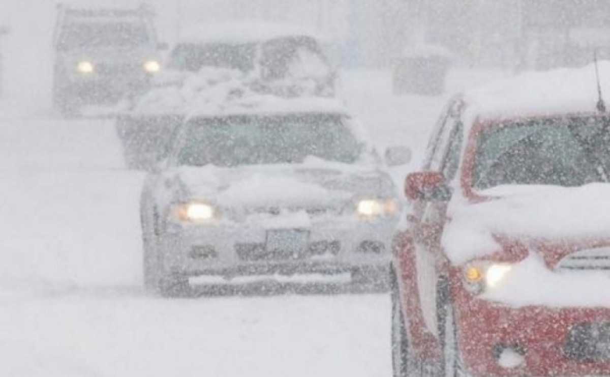 Метель и гололед ожидаются в Казахстане