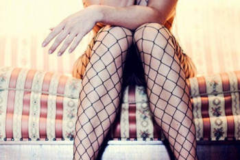 Фотография к новости: Казахстанка задержана в Индии во время облавы на притон - СМИ