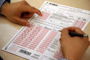 Фотография к новости: Нарушившие правила ЕНТ школьники отправятся в "бан" на год