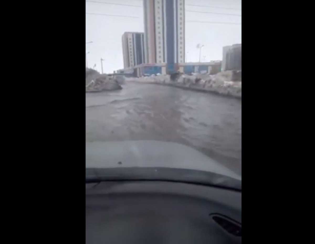 Столица поплыла: из-за резкого потепления улицы Нур-Султана залило талыми водами