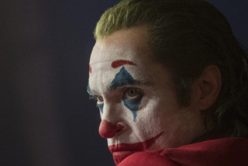 Фотография к новости: "Оскара" удостоен Хоакин Феникс за роль в фильме "Джокер"