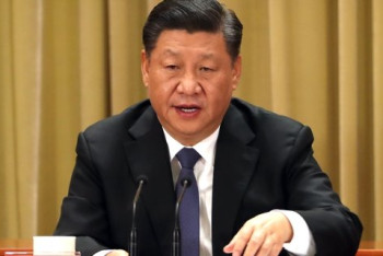 Фотография к новости: Си Цзиньпин призвал партию и правительство снизить влияние вспышки коронавируса на экономику