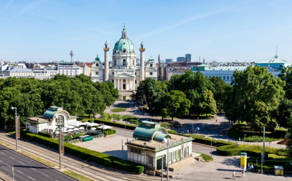 Christian Stemper/Vienna Tourist / AP  