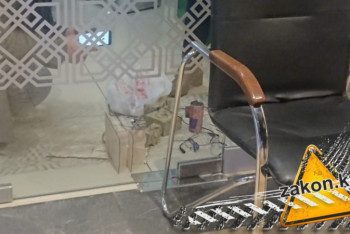 Фотография к новости: Имитацию взрывного устройства обнаружили в отделении банка ТРЦ в Алматы