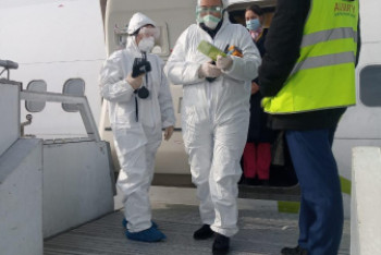 Фотография к новости: Учения по предупреждению коронавируса провели в аэропорту и поликлиниках Алматы