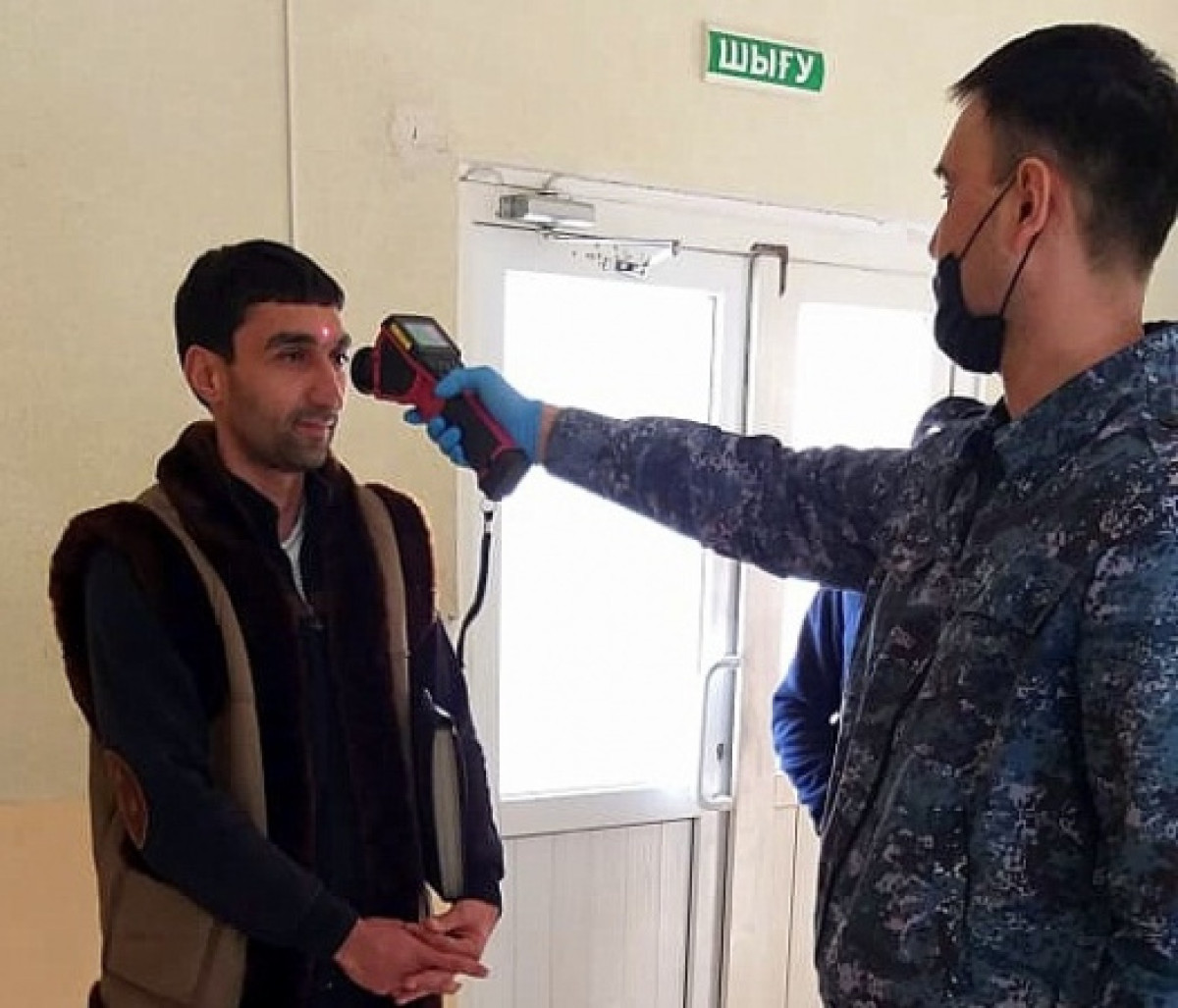 Из-за коронавируса санитарный контроль на таможенных постах усилили в Мангистауской области