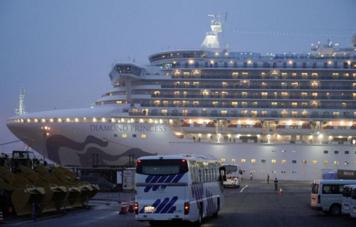 40 эвакуированных американцев с круизного лайнера в Японии инфицированы коронавирусом