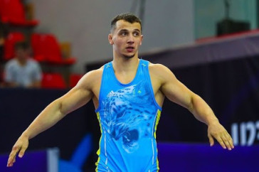 Фотография к новости: Казахстанец Шадукаев вышел в финал чемпионата Азии по греко-римской борьбе
