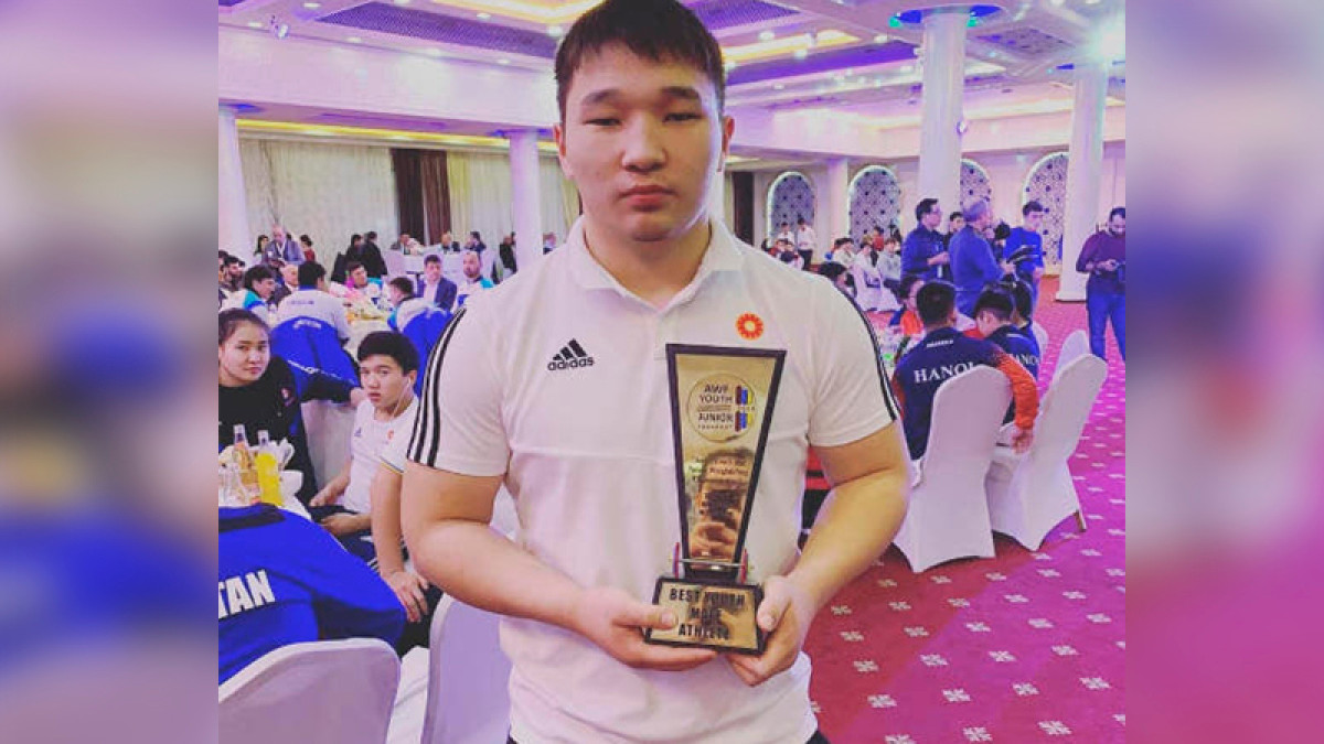 Тяжелоатлет Рахат Бекболат признан лучшим спортсменом на чемпионате Азии