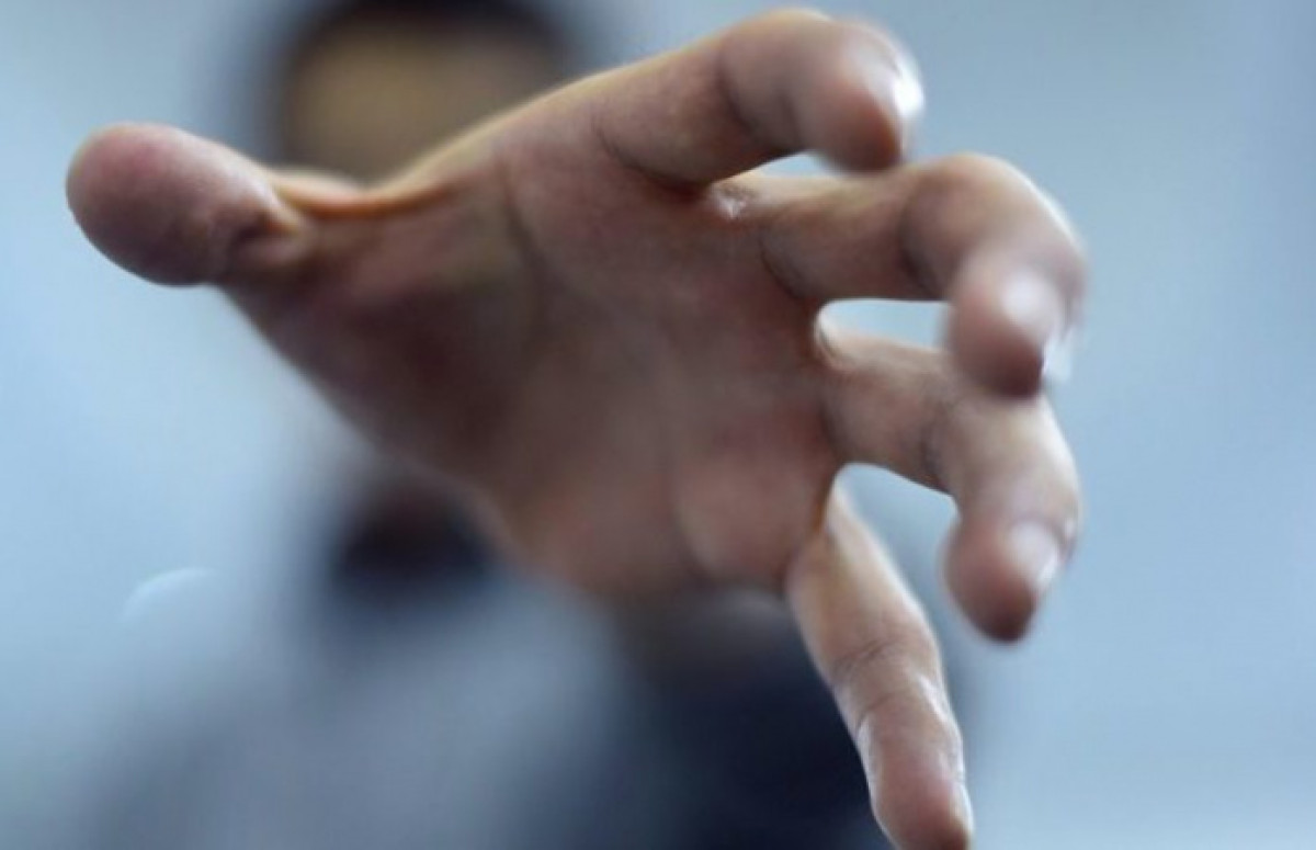 Директор филиала "Казтелерадио" в Костанае пытался задушить сотрудника