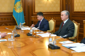 Фотография к новости: Глава Air Astana сообщил Токаеву об обновлении воздушного парка