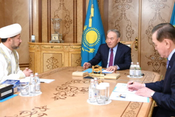 Фотография к новости: Назарбаев встретился с Верховным муфтием Казахстана