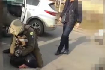 Фотография к новости: Антикоррупционная служба задержала карагандинца, находившегося восемь лет в международном розыске